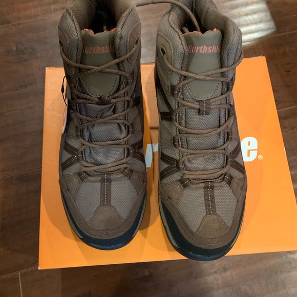 Freemont Suede Lace-Up Boot - Picture 3 of 6